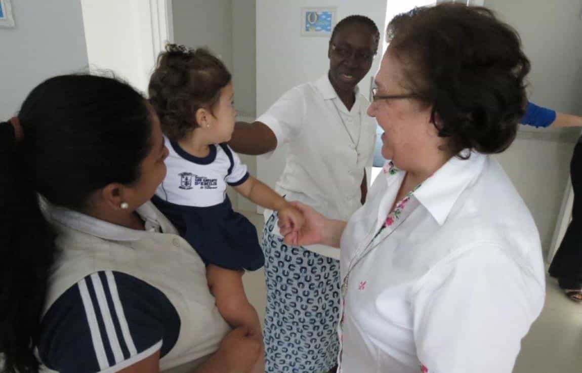 Encontro com a coordenação e visita a berçário