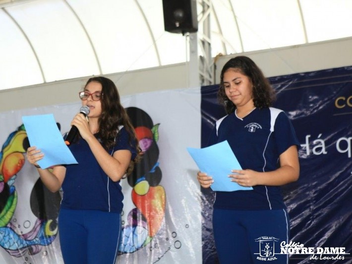 Alunas do Programa Bilingue homenageiam Cuiabá